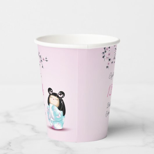 こけし人形さくらんぼ花 |ガールズ誕生日 紙コップ (右)