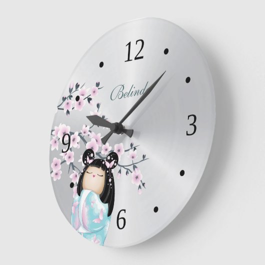 こけし人形とさくらんぼの花と銀の絵 ラージ壁時計 (傾斜)