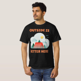 ここでのアウトドアは最高 キャンプリトリート Tシャツ