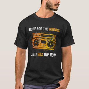 ここでドリンクと90年代のヒップホップおもしろいクラップの Tシャツ