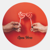 ここにシールを開く ラウンドシール (正面)