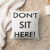 ここに坐らせないで下さい! 装飾用クッション クッション (ブランケット)