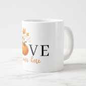 ここに恋が芽生える | パンプキンレタリング秋 ジャンボコーヒーマグカップ (正面右)