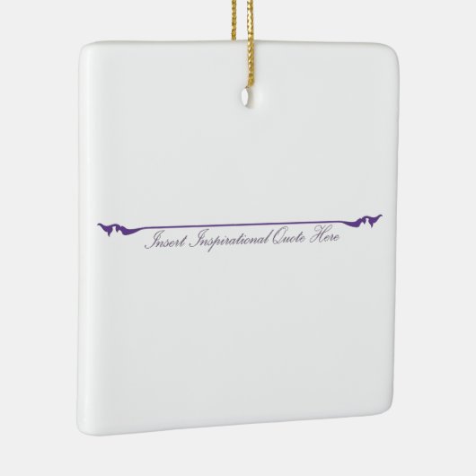 ここに感動的引用文を挿入 – 紫 セラミックオーナメント (右)