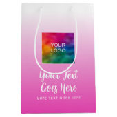 ここに手書きのスクリプトロゴ ピンクカスタムテンプレート ミディアムペーパーバッグ (正面)