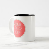 ここに赤と白ロゴが入っている ツートーンマグカップ (正面左)