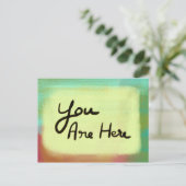 ここに-薄黄色います ポストカード (スタンド正面)