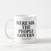 ここにPeople Govern - A. Hamiltion コーヒーマグカップ (左)