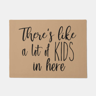 ここのドアマットには子どもが多い ドアマット