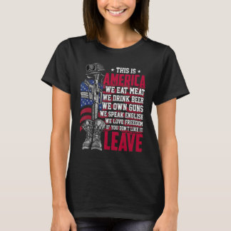 ここはアメリカだ Tシャツ