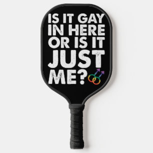 ここはゲイがいるからダメ?私がおかしいの?LGBTプライド ピックルボールラケット