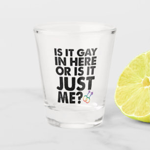 ここはゲイがいるから?それとも私だけ?LGBTプライド ショットグラス