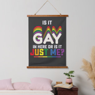 ここはゲイ・バー? それとも私だけ? LGBTプライド 吊り下げ型タペストリー