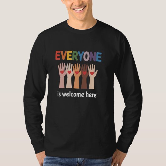 ここは誰でも歓迎 Tシャツ (正面)