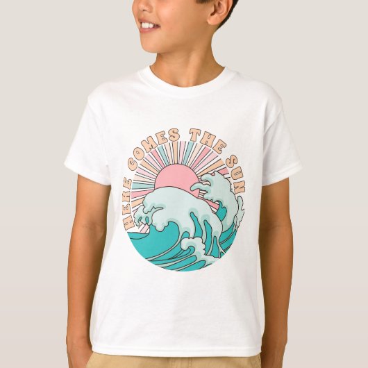 ここ来サンサマービーチおもしろい Tシャツ (正面)