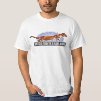 こそこそする人およびYeは見つけます Tシャツ