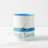 こつの緩いWinsurfingのマグ ツートーンマグカップ (中央)