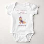 このおむつは私のお尻を大きく見せる ベビーボディスーツ (正面)