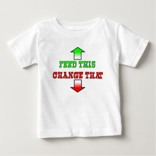 このおもしろいなベビーのTシャツのユーモアを食べ物を与えて下さい ベビーTシャツ