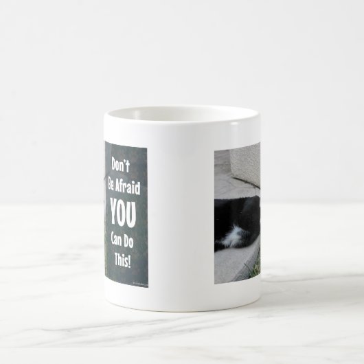 このおもしろいキャットスローガンはやる気を起こさせる コーヒーマグカップ (中央)