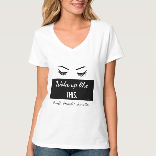 このまつげのTシャツのように目覚めました Tシャツ (正面)