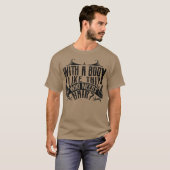 このような体で髪を禿げる男を必要としている Tシャツ (正面フル)