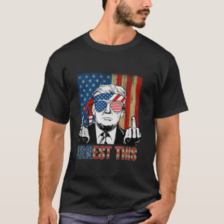 このアメリカ国旗のトランプ2024おもしろいを逮捕する午前を取る Tシャツ