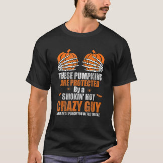 このカボチャ保護ンは熱く煙たがっている Tシャツ