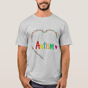 このカラフルハートはパズル片で作られる Tシャツ