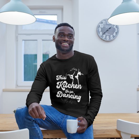 このキッチンは踊り Tシャツ