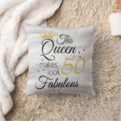 このクイーンは50誕生日を見る クッション (ブランケット)