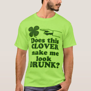 このクローバーを飲まれる見させます私をします Tシャツ