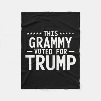 このグラミーはトランプ2024おばあちゃん誇りを持ったの投票に投票 フリースブランケット