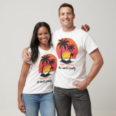 このスタイリッシュなデザインで家族の夏の旅を祝おう Tシャツ (ユニセックス)