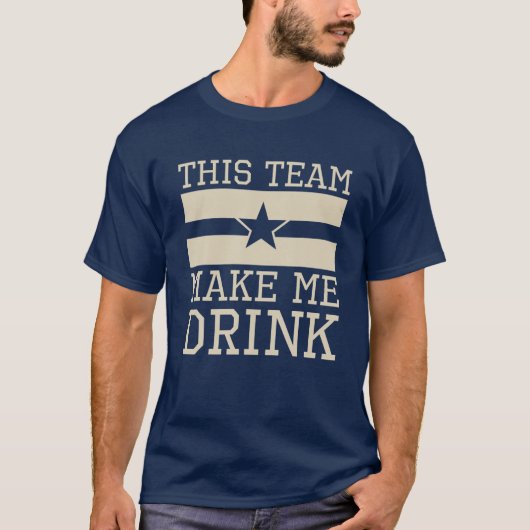 このチームは私に愛を飲んでおもしろいパーティーを飲ませる Tシャツ (正面)