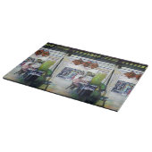 このドラゴンは訓練来車輪付きですか? カッティングボード (角)