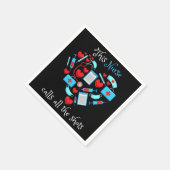 このナースはすべてのショットを呼び出す スタンダードカクテルナプキン (角)