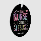 このナースはイエスの信仰に満ちた賜物に導かれる オーナメント (正面)