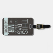 このバッグは氏に属します ラゲッジタグ (正面横)