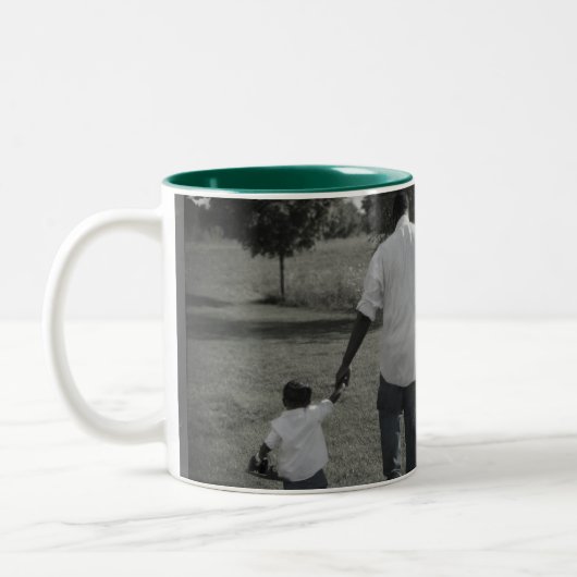 このパパ素晴らしのおじいちゃんが属するカスタム ツートーンマグカップ (左)