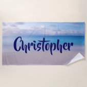 このビーチ背景ビーチタオルに名前を追加 ビーチタオル (正面)