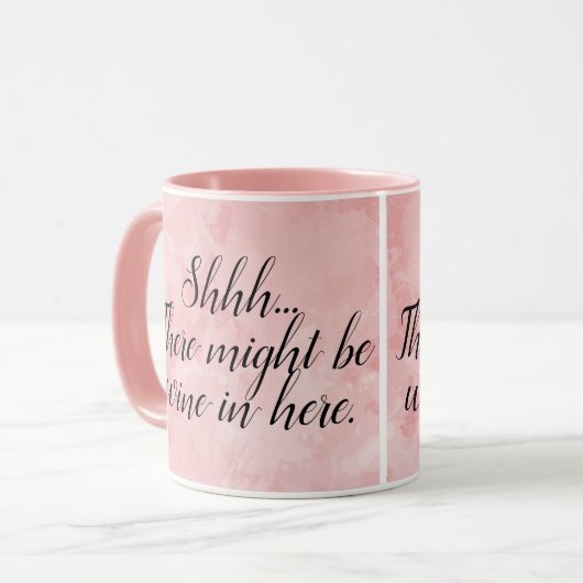 このピンクの水色にワインおもしろいがあるかもしれない マグカップ (正面左)