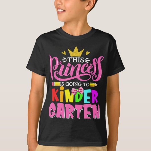 このプリンセスは幼稚園に戻る Tシャツ (正面)