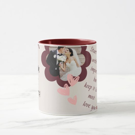 このマグは思慮深く愛ユニーク者の二人に対して マグカップ (中央)