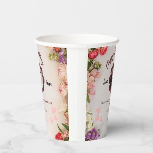 このマグは思慮深く愛ユニーク者の二人に対して 紙コップ (右)