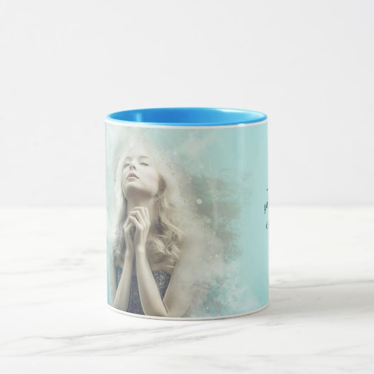 このマグカップに祈りの言葉または引用文を追加 マグカップ (中央)