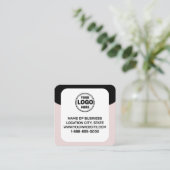 このモダンとお洒落黒 |ロゴとQRコード スクエア名刺 (スタンド正面)