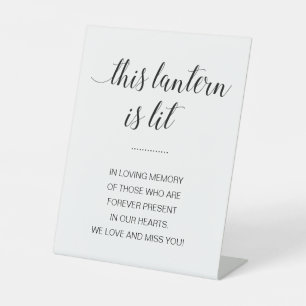 このモダン灯籠は記念の灯が付いてい結婚る 台座サイン