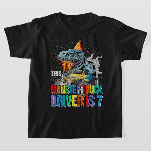 このモンスタートラックの運転手はボーの7誕生日トップ Tシャツ (レイダウン)