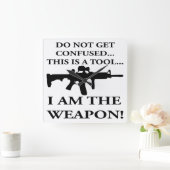 このライフルは私の道具なので混乱しないで下さい スクエア壁時計 (ホーム)